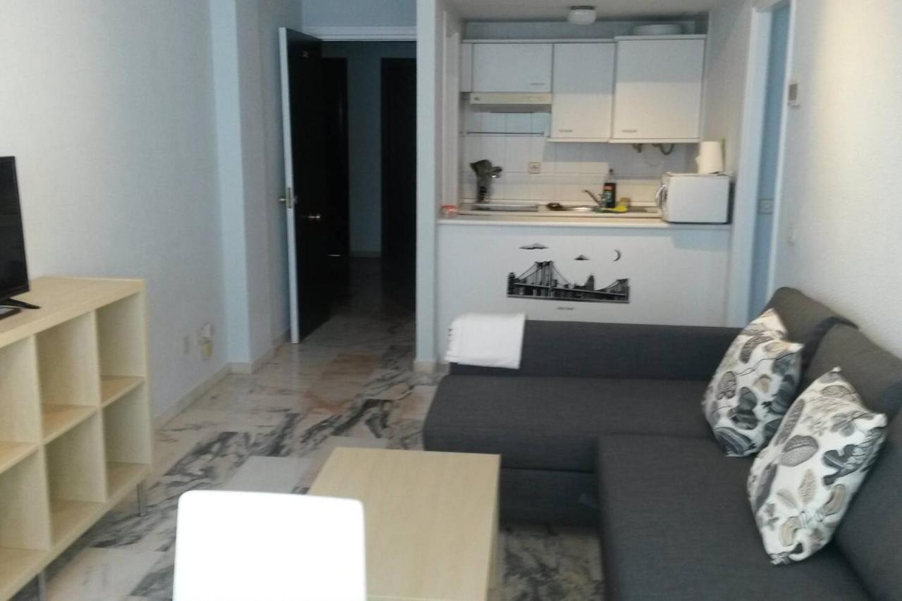 Apartamento Wifi,parking Y Piscina En Frente Fibes * Séville